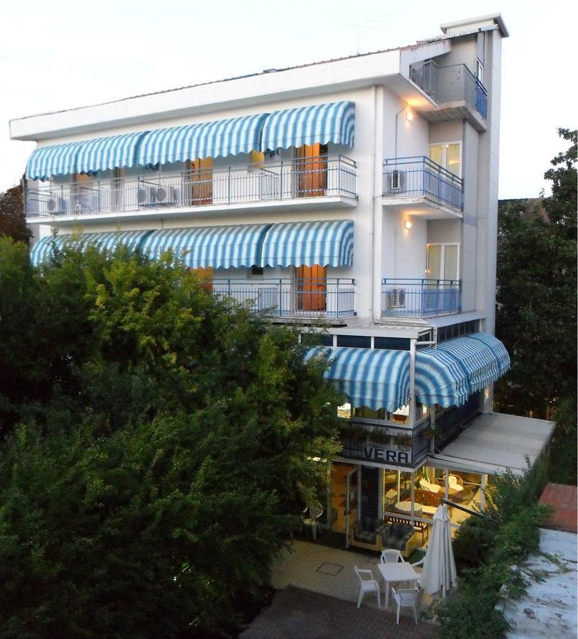 Hotel Vera リッチョーネ エクステリア 写真