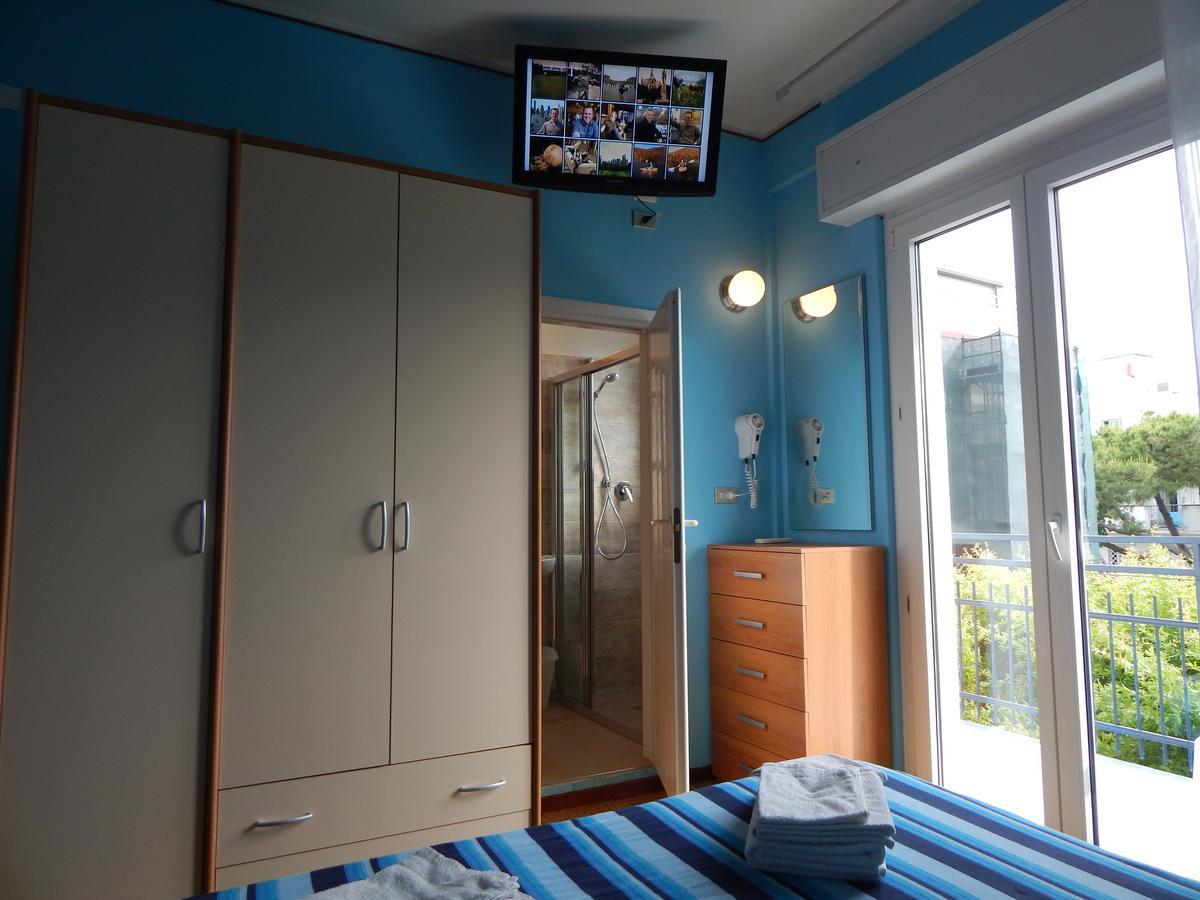 Hotel Vera リッチョーネ エクステリア 写真